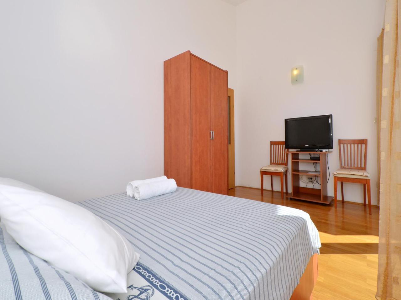 Apartments Nera ポドストラナ エクステリア 写真