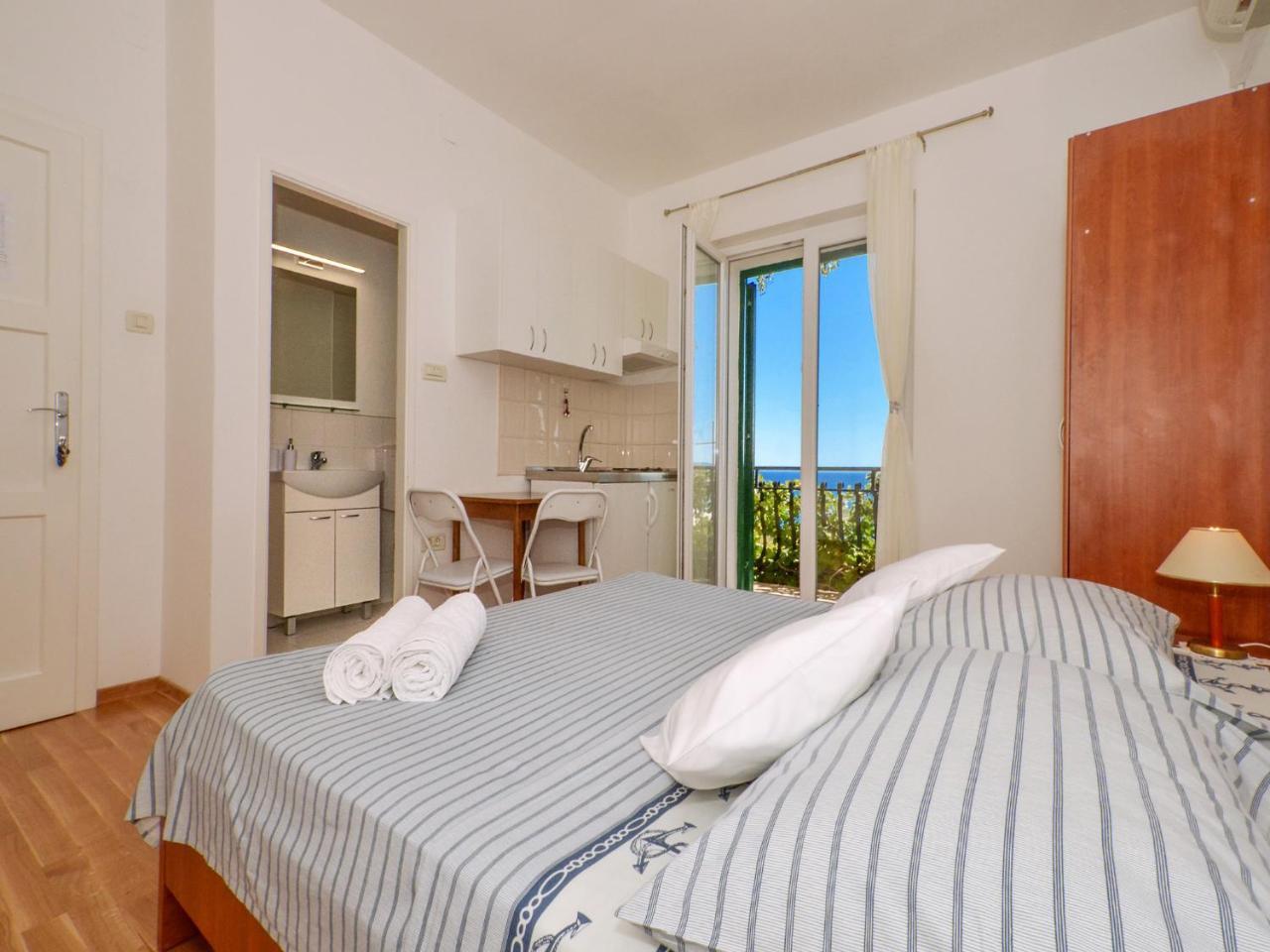 Apartments Nera ポドストラナ エクステリア 写真